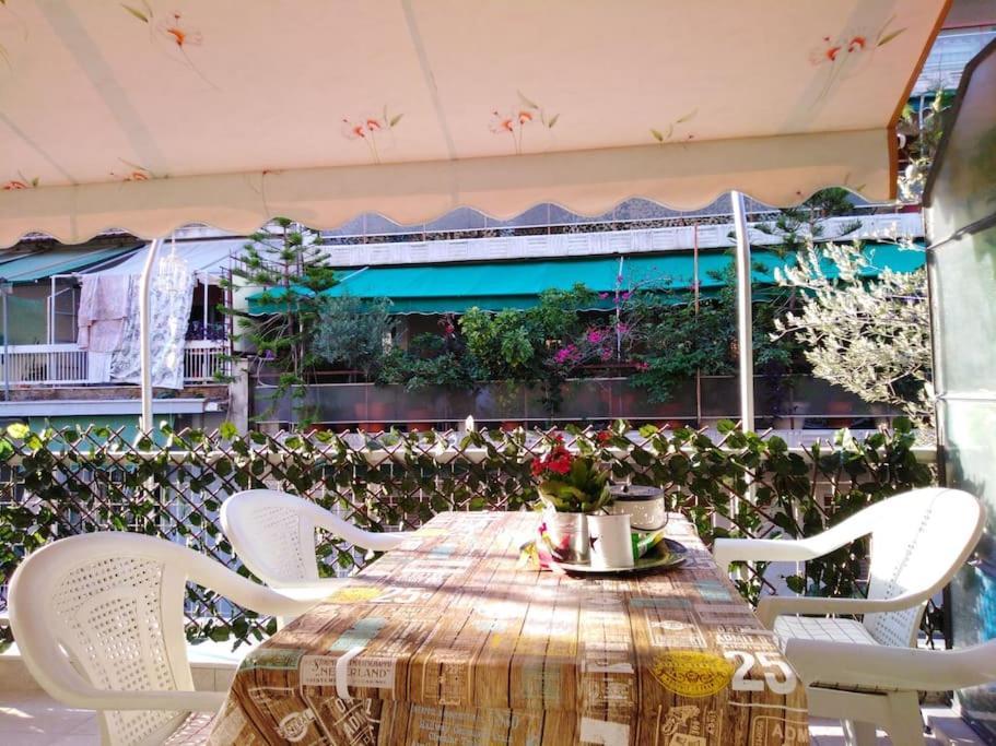 Bright,Comfort House In The Heart Of Atene Esterno foto